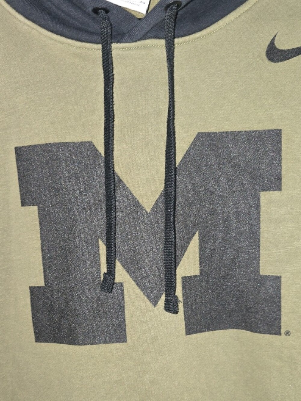 Nike Olive Green and Black Pullover Hoodie with Large 'M' Chest Logo - Picture 4 of 5